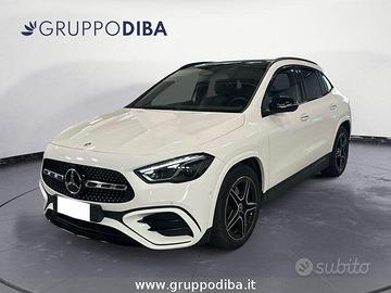 Mercedes-Benz GLA GLA-H247 2023 200 Progressi...