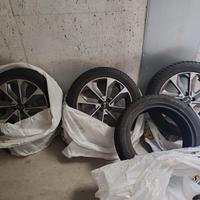 Cerchioni 17″ originali Kia + 4 Pneumatici Inverna