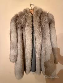 Pellicia di volpe argentata