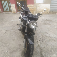 Honda hornet 900