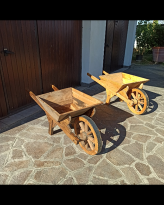 Carriola in legno