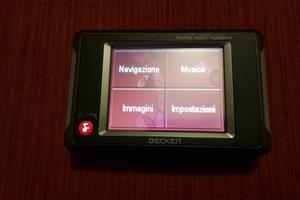 Navigatore Auto Becker traffic assist