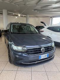 Volkswagen Tiguan 2.0 TDI 150 CV SCR DSG R-Line