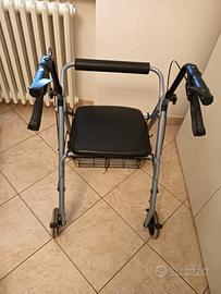 Deambulatore per anziani