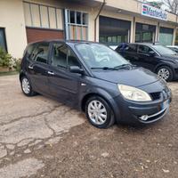 Renault Scenic Grand Scénic 1.9 dCi/130CV PlayStat