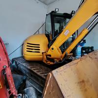 Escavatore JCB 80qi