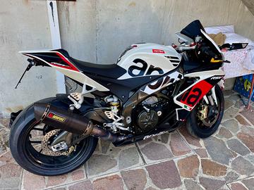 Aprilia RSV4