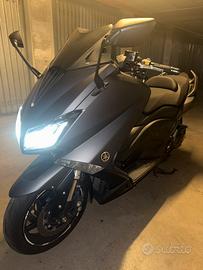 YAMAHA T-max 530