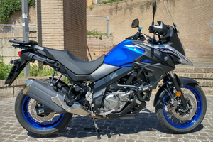 V-Strom 650 XT 2022 11000 km Gomme nuove