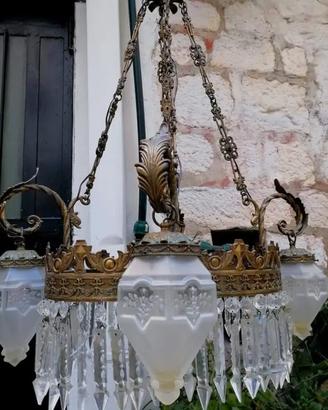 Antico lampadario a 5 luci