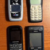 Lotto 4 cellulari vintage