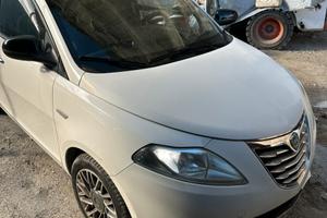 Lancia Ypsilon AUTOMATICA