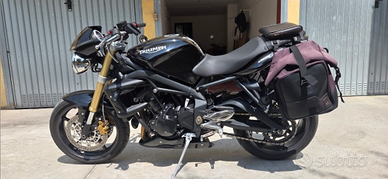 Triumph street triple 675 (2009)