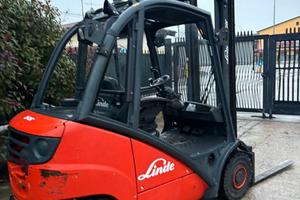 S107 Carrello elevatore Linde H20