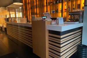 Attività commerciale al centro