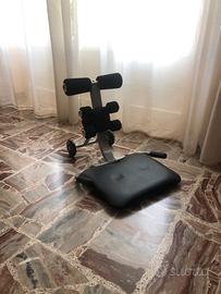 Attrezzo per addominali