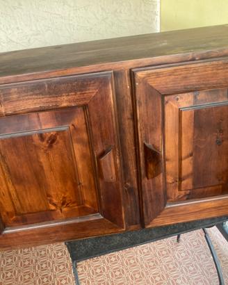 Mobiletto pensile in legno
