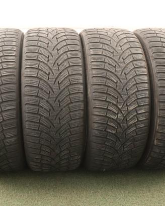 Gomme Toyo Tires 225 45 17 inverno