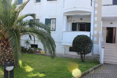 Trilocale Vieste vicino al mare-centro. Parcheggio