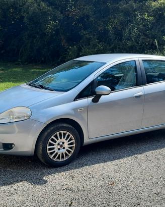 Fiat Grande Punto 2009 Natural  Power 140000km