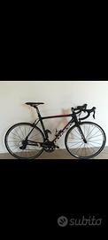 Bici da corsa Olympia in fibra di carbonio