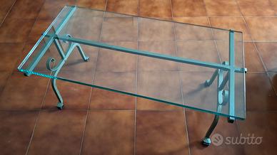 Tavolino in cristallo e ferro battuto