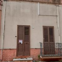Casa indipendente da ristrutturare