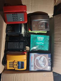 Molti Telefoni vecchi e nuovi funzionanti