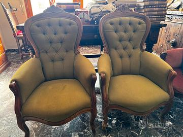 Poltrone e divano vintage