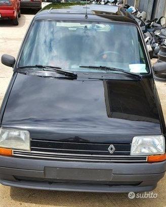 Renault 5 cilindrata 1.1 Coup de Coeur per ricambi