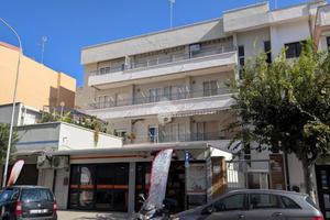 3 LOCALI A MARGHERITA DI SAVOIA