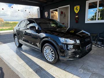 Audi Q2 35 TDI quattro S tronic S line Identity Bl