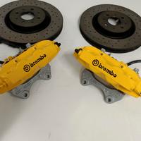 Impianto frenante Brembo 305 4 pot Abarth 500 595