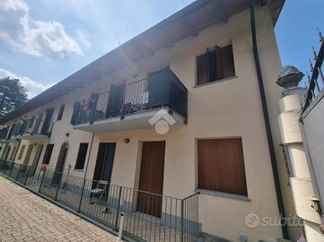 2 LOCALI A CASTIGLIONE TORINESE