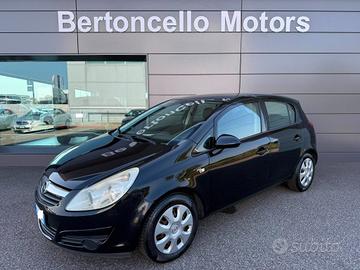 OPEL Corsa 1.2 80cv 5 porte Cosmo NEOPATENTATI