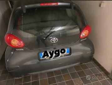 Toyota Aygo 1000 benzina 92514 km 3 porte