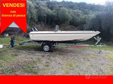 Barca da pesca con licenza