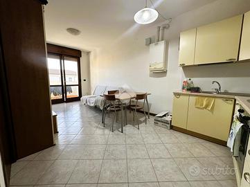2 LOCALI A BORGO VIRGILIO