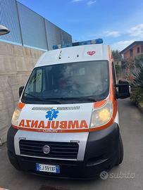 Ambulanza Fiat Ducato 2013