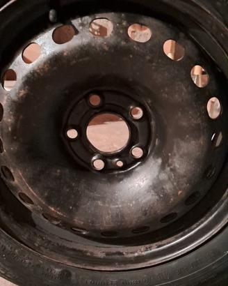 Ruota completa a 5 fori per Ford