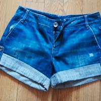 short da donna benetton usati