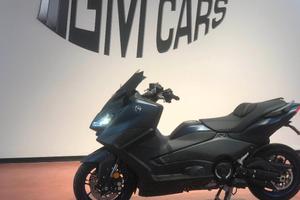 Yamaha TMAX 560