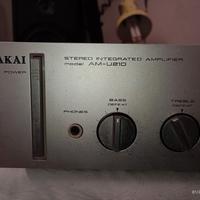 Amplificatore AKAI da 60 watt, revisionato.