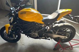 Ducati monster