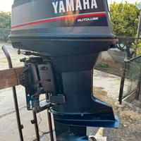 Yamaha Top 700 25/50cv