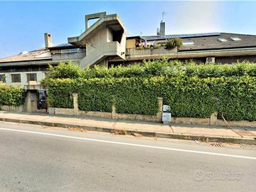 Attico di ampia metratura