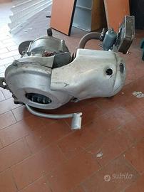 Motore per Vespa Faro Basso serie VM1M