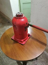 martinetto idraulico 