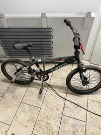 Bicicletta Bmx professionale