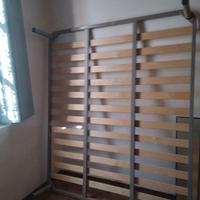 Rete matrimoniale con doghe in legno